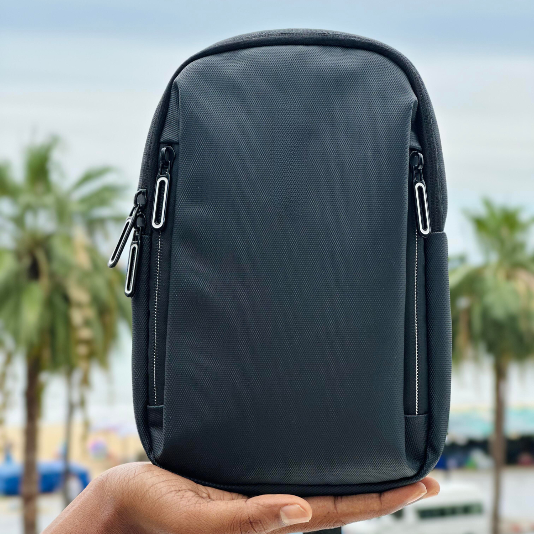 Anti-Theft Fashion Crossbody Bag For Man, Black colur.