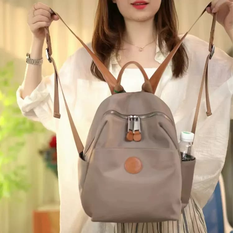 Women's  hot Backpacks Designer High Quality Soft Nylon Simple Fashion Bag (any Colur)